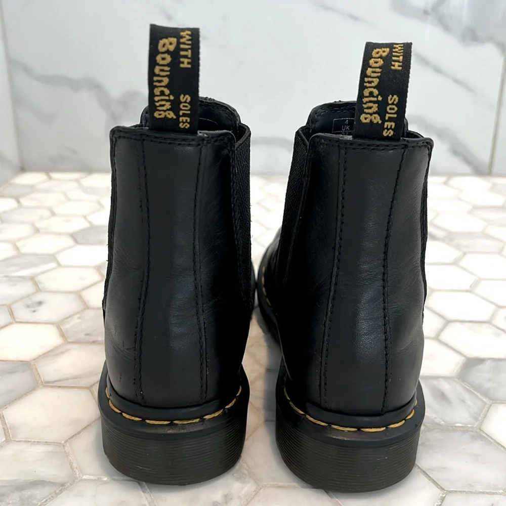 Dr Martens 2976 NAPPA LEATHER BLACK CHELSEA BOOTS Women’s Size 6